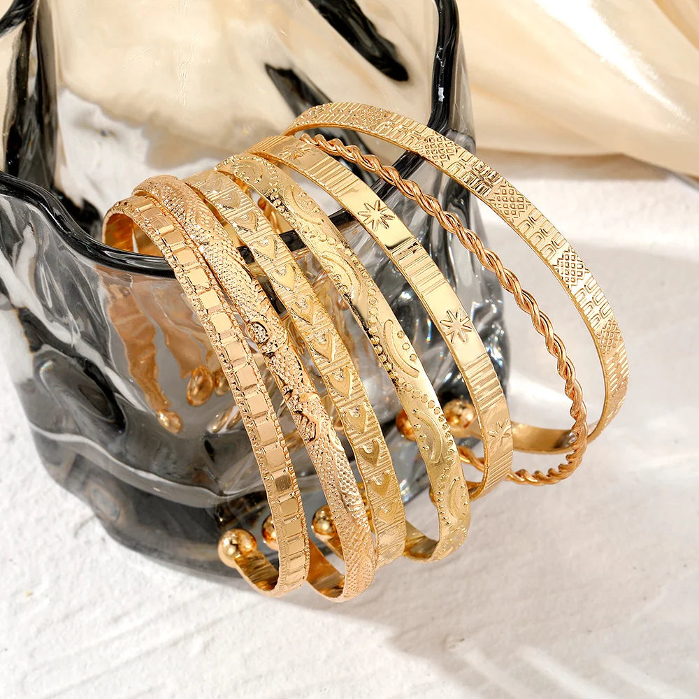 Set 7 Bracelets Dorés – Style Punk Chic & Géométrique